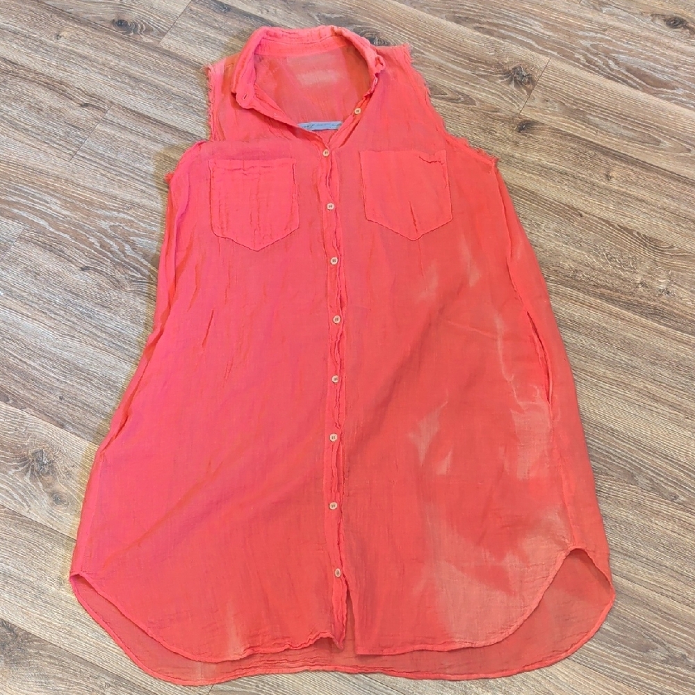 Raquel Allegra Coral Button-Down Sleeveless Top
